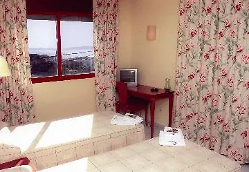 Hotel Acquamaris 3000 2*